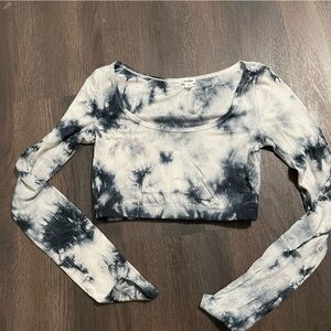 Garage Navy and White Tie-Dye Long Sleeve Ribbed Crop Top